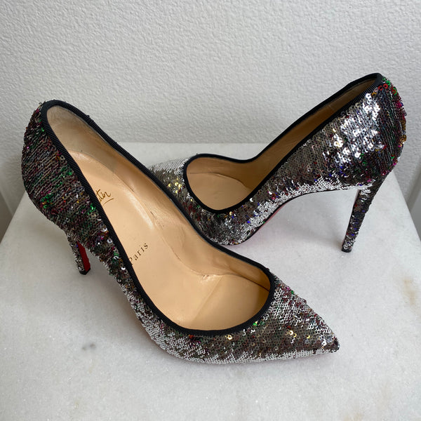 NEW CHRISTIAN LOUBOUTIN SHOES PIGALLE FOLLIES GLITTER PUMPS 39 Silvery  Leather ref.589012 - Joli Closet