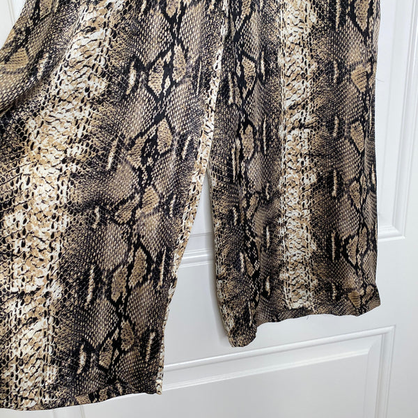 Bubbles - melt the lady petal snake wide pantsの通販 by